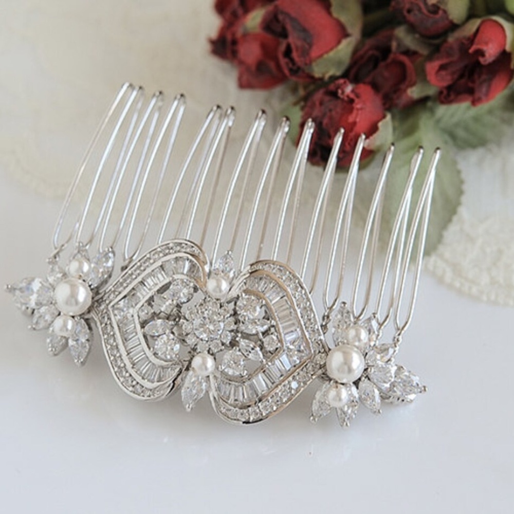 HairComb